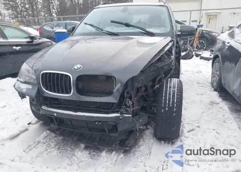 2013 BMW X5 xDrive35I/xDrive35I Premium/xDrive35I Sport Activity из США, поврежденный, VIN 5UXZV4C56D0B03373